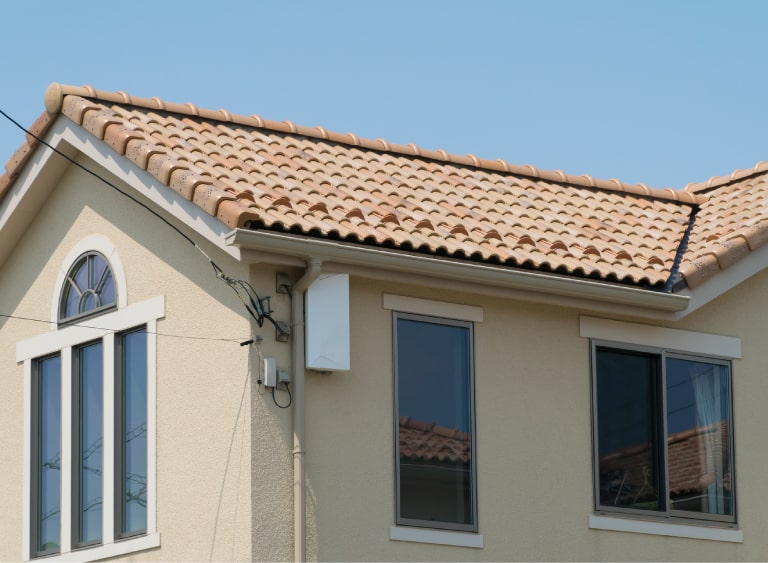 外壁や屋根の施工費用